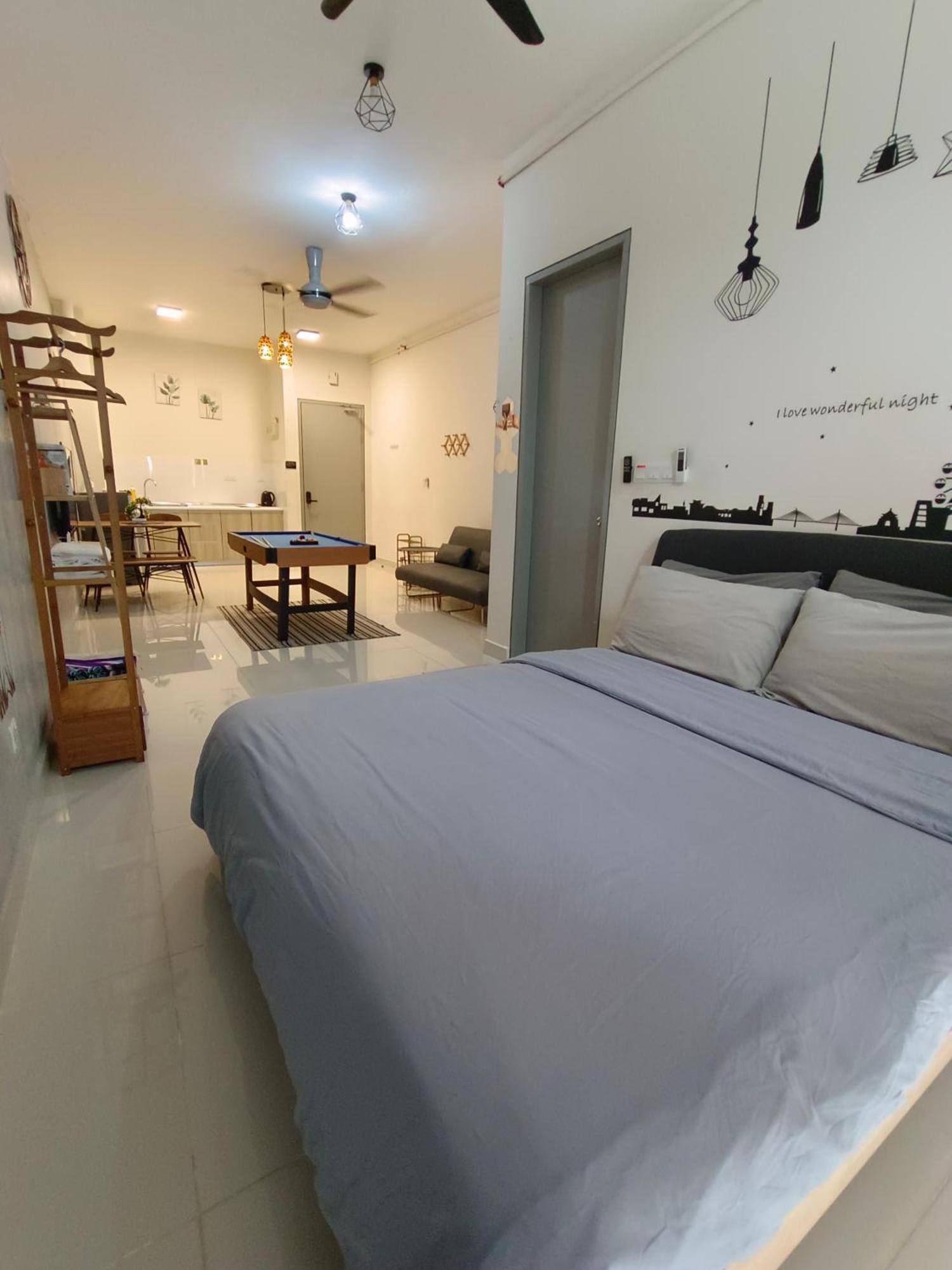 Apartment Klia Airport 3 *